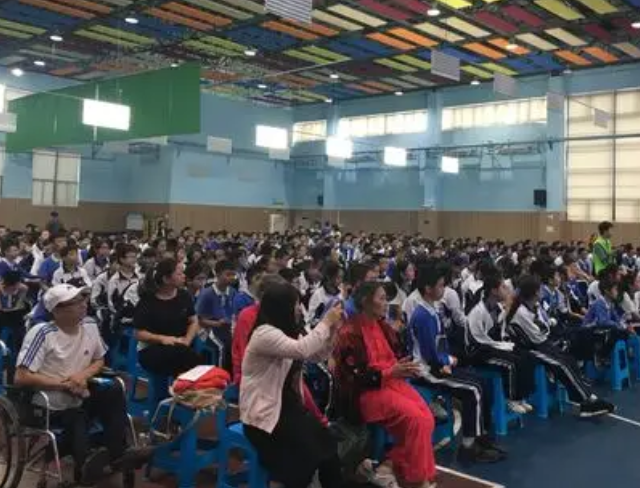 >施行定制式交融为残疾学生供给技能培养工作转衔工作支撑