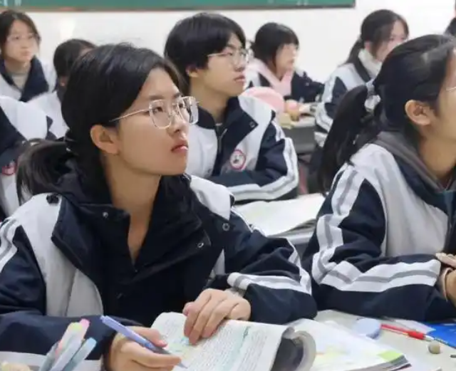 >自己的学习状态和兴趣爱好做选择减量我们才能真的减负