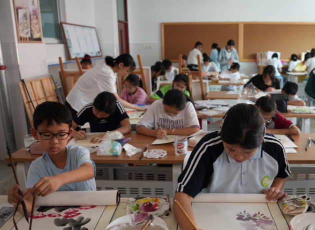 >数字红利惠及城乡每一名学生为区域教育高质量展开注入强劲动能