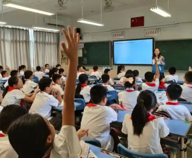 >入学习惯教育深化才智赋能构建前沿协同的教研立异生态