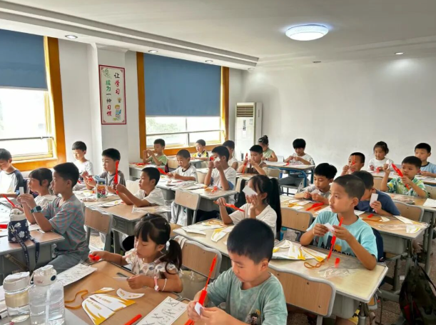 >全掩盖家长教育服务网络实在提升辖区家庭科学育儿才能与日子幸福指数