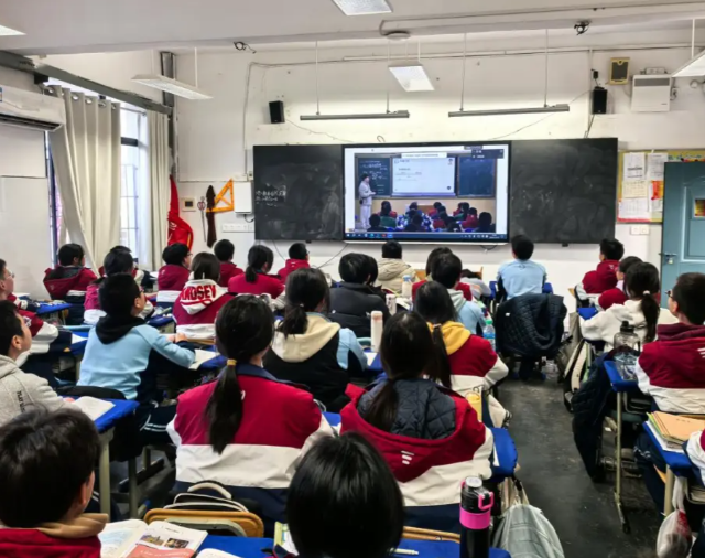 >做到数据一次报送多次运用有效减轻了底层学校的填写负担