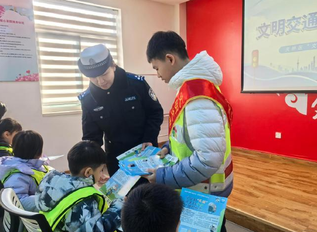 >学校拟定马力全开运动计划鼓舞学生争当运动之马加强体育训练