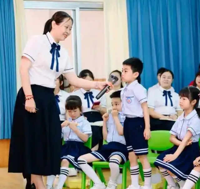 >给孩子留出充足的游戏和运动时间让他们在游玩中释放天分