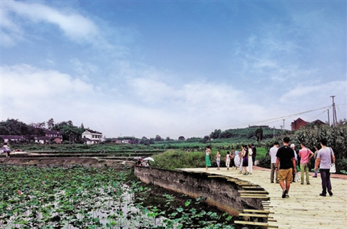 >乡村旅游的“转型主体”是谁？_山海关乡村旅游