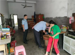 >规范引导还耐心地向他们普及了火灾预防和火场